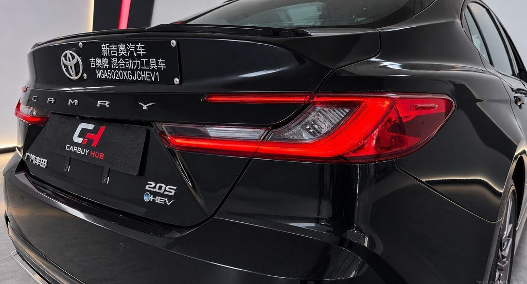 Toyota Camry, 2026 il, 0 km, 2 L — Avtomobillər, Bakı (9)