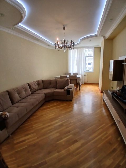 Satılır 3 otaqlı yeni tikili 125 m² — Bakı