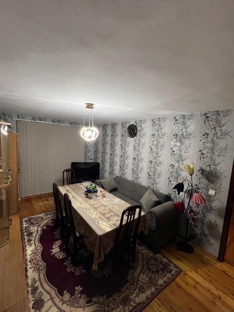 3-otaqlı mənzil kirayə verilir, Elmlər Akademiyası m., 60 m² — Bakı