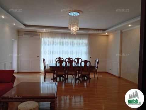 Satılır 5 otaqlı 240 m² yeni tikili Nizami m — Квартира