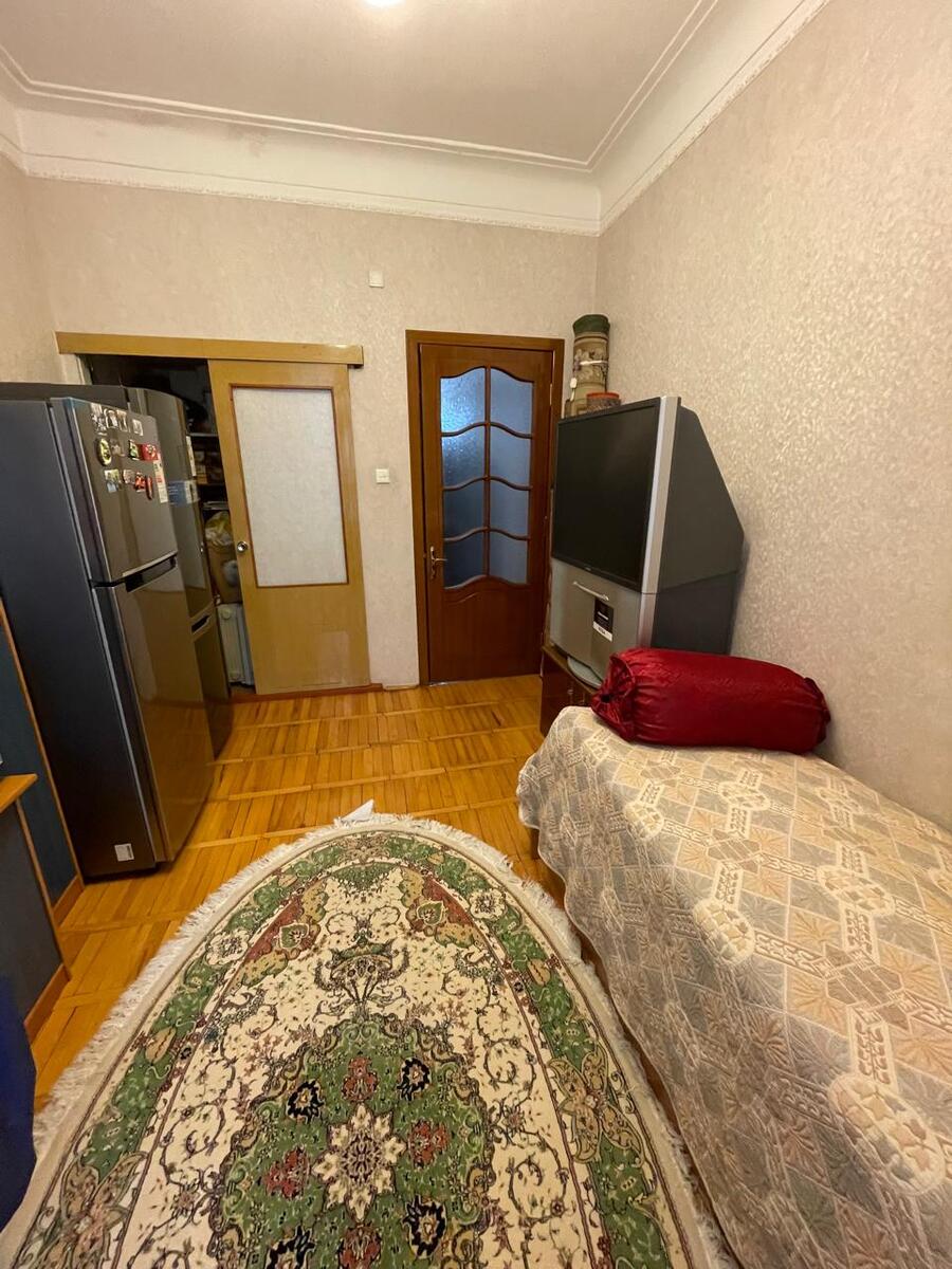 Satılır 5 otaqlı köhnə tikili 140 m² — Mənzil, Bakı (10)