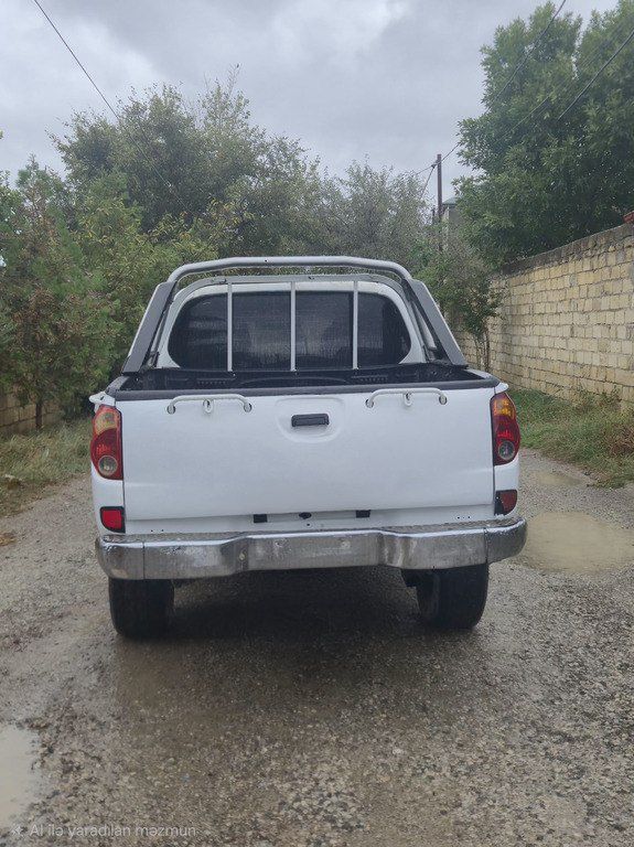 Mitsubishi L200, 2.5 L, 2006 il, 557 200 km — Avtomobillər, Bakı (3)