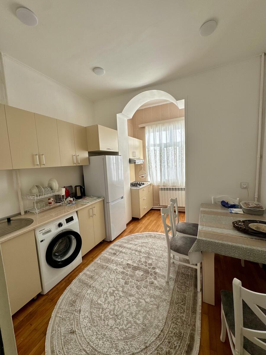 İcarəyə verilir 2 otaqlı köhnə tikili 70 m² — Mənzil, Bakı (10)