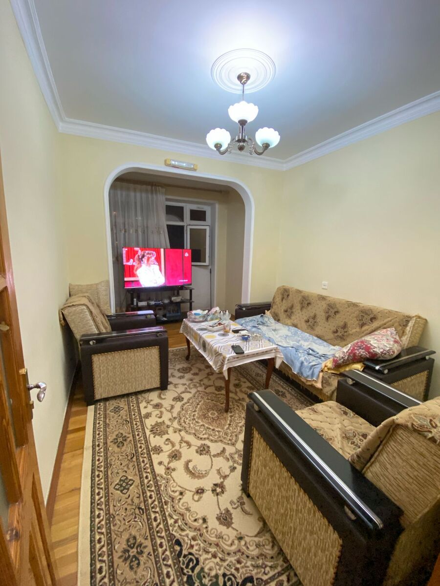 Satılır 3 otaqlı köhnə tikili 84 m² — Mənzil, Bakı (2)