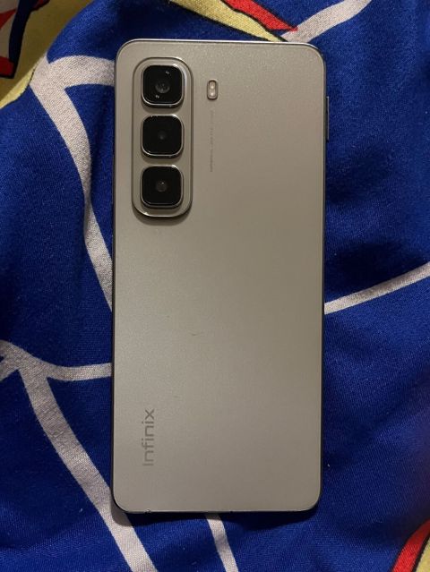 Infinix HOT 50, 128 GB, rəng - Gümüşü, Sensor — Şamaxı