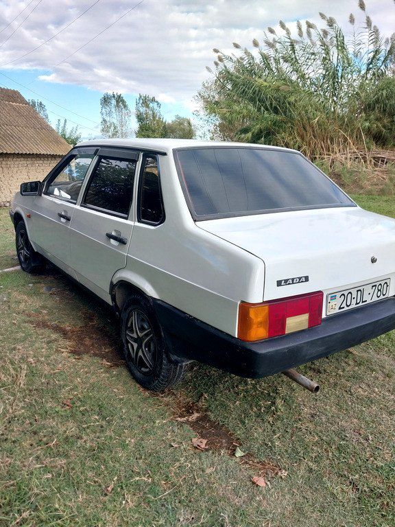 Lada (VAZ) 21099, 1.5 L, 2000 il, 300 000 km 20-DL-780 — Avtomobillər, Ağdaş (2)