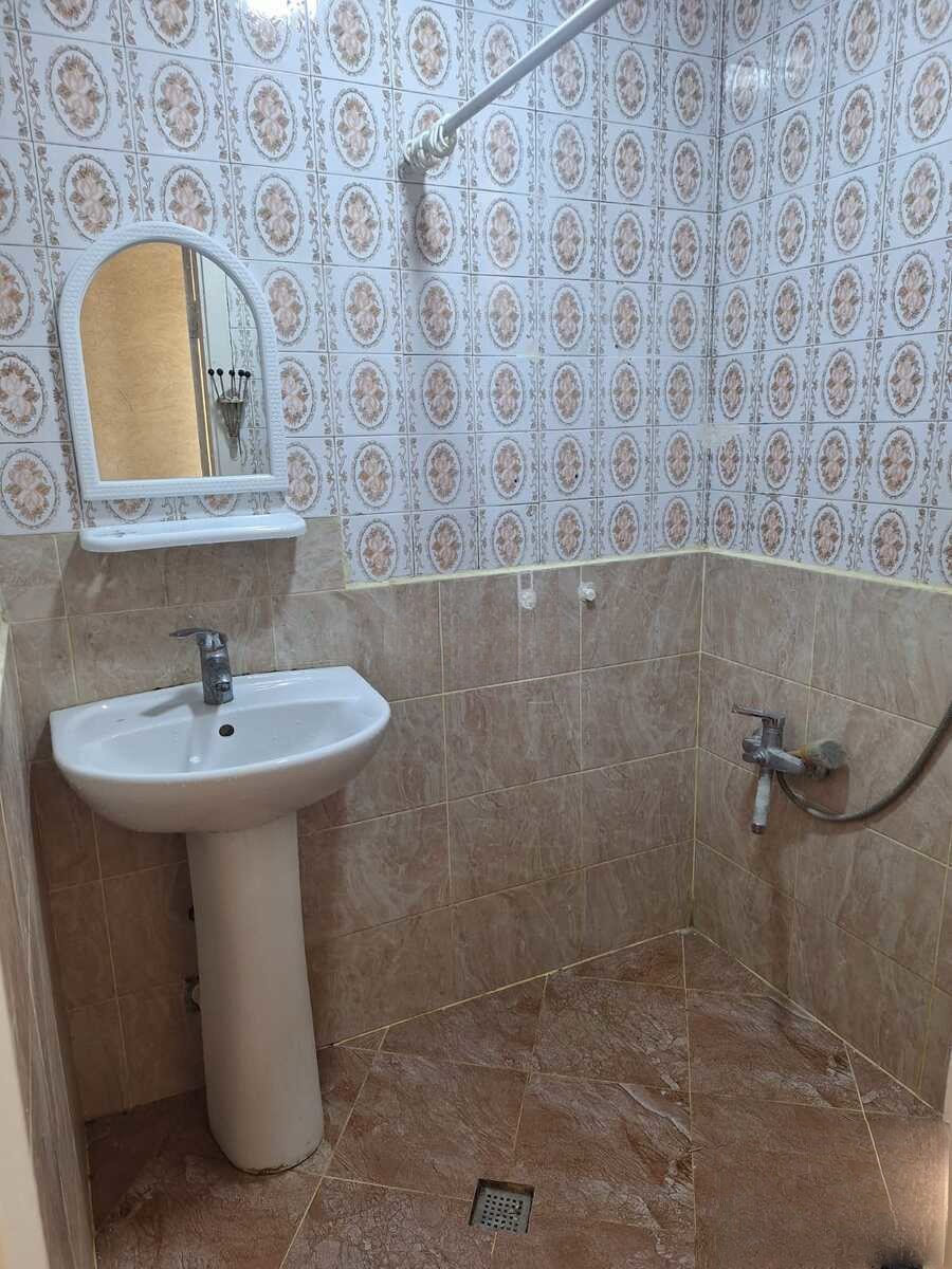 Satılır 2 otaqlı köhnə tikili 50 m² — Mənzil, Bakı (7)