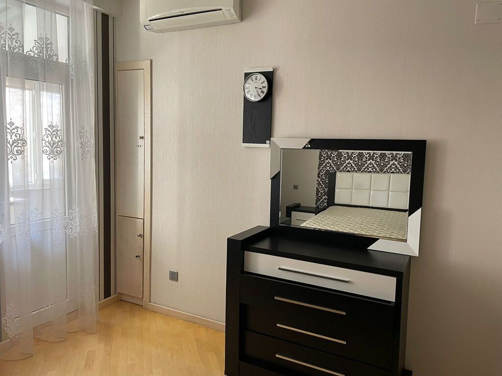 Təbriz küçəsi 28 May metrosu Şərq Bazarı 2 Otaqlı Mənzil Kirayə — Mənzil, Bakı (6)