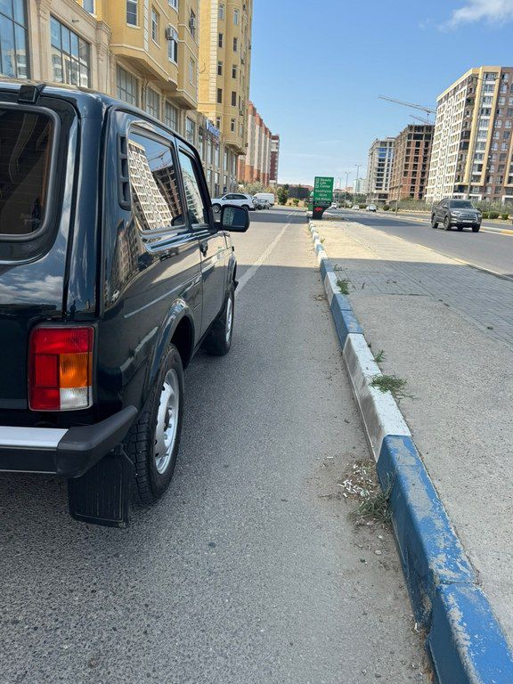 Lada (VAZ) Niva, 1.7 L, 2024 il, 43 000 km — Avtomobillər, Bakı (3)