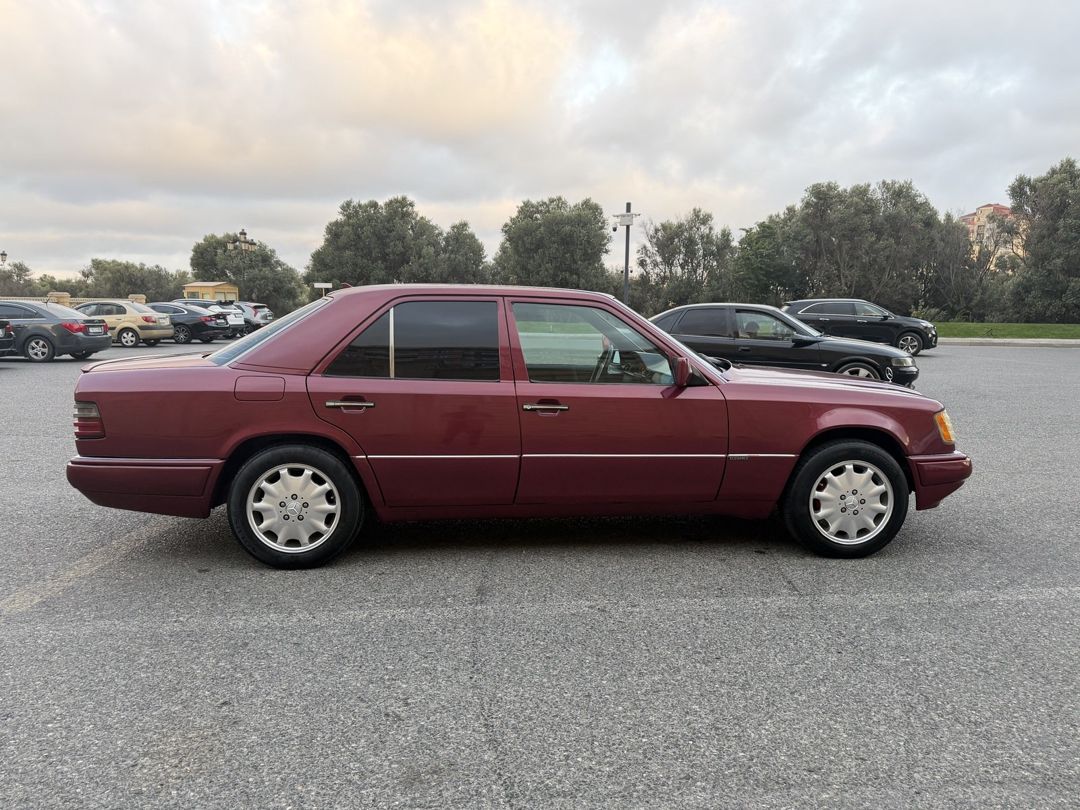 Mercedes E 200, 1994 il 77-TR-174 — Avtomobillər, Bakı (3)