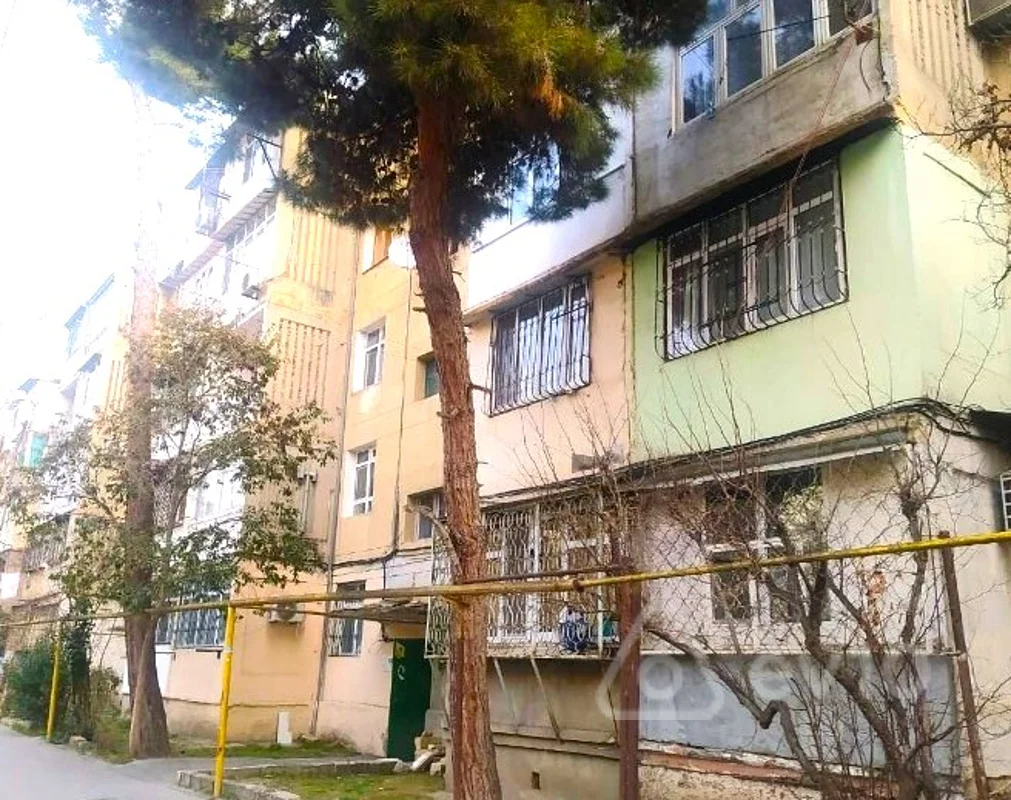 3 otaqlı mənzil, 70 m², Neftçilər m.C.Naxçıvanski küç — Bakı