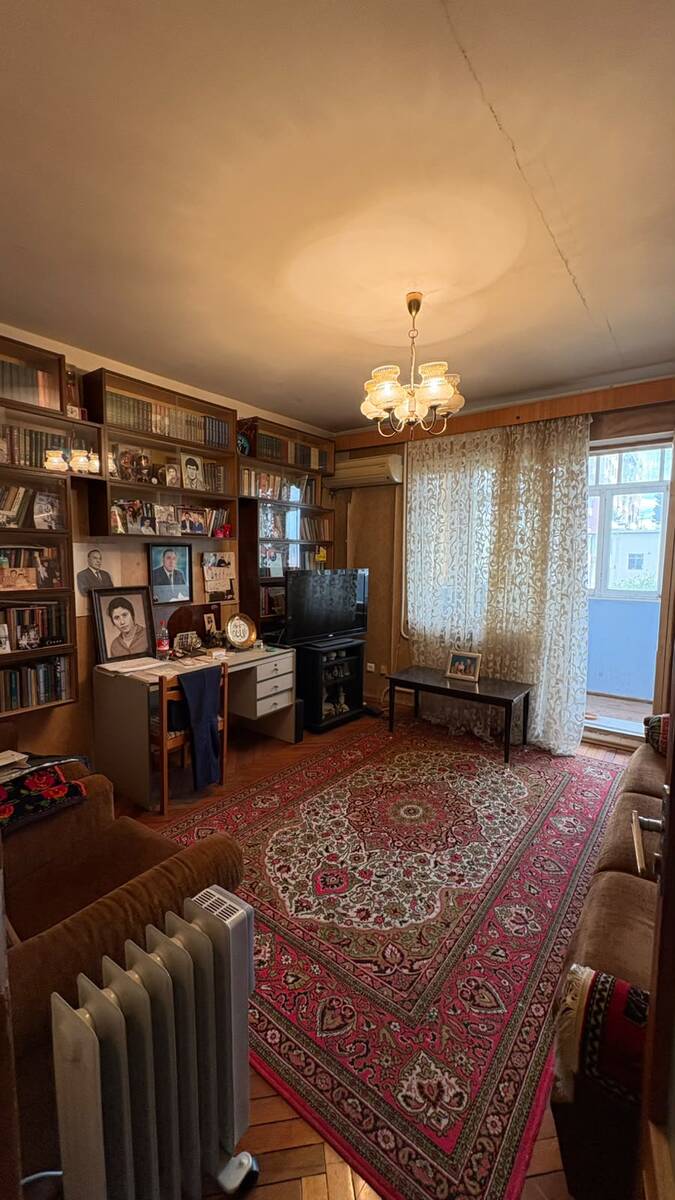 Satılır 4 otaqlı köhnə tikili 103 m² — Mənzil, Bakı (10)