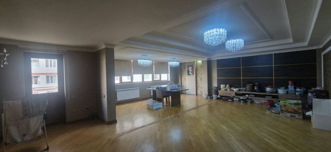 Satılır 3 otaqlı yeni tikili 220 m² — Mənzil, Bakı (2)