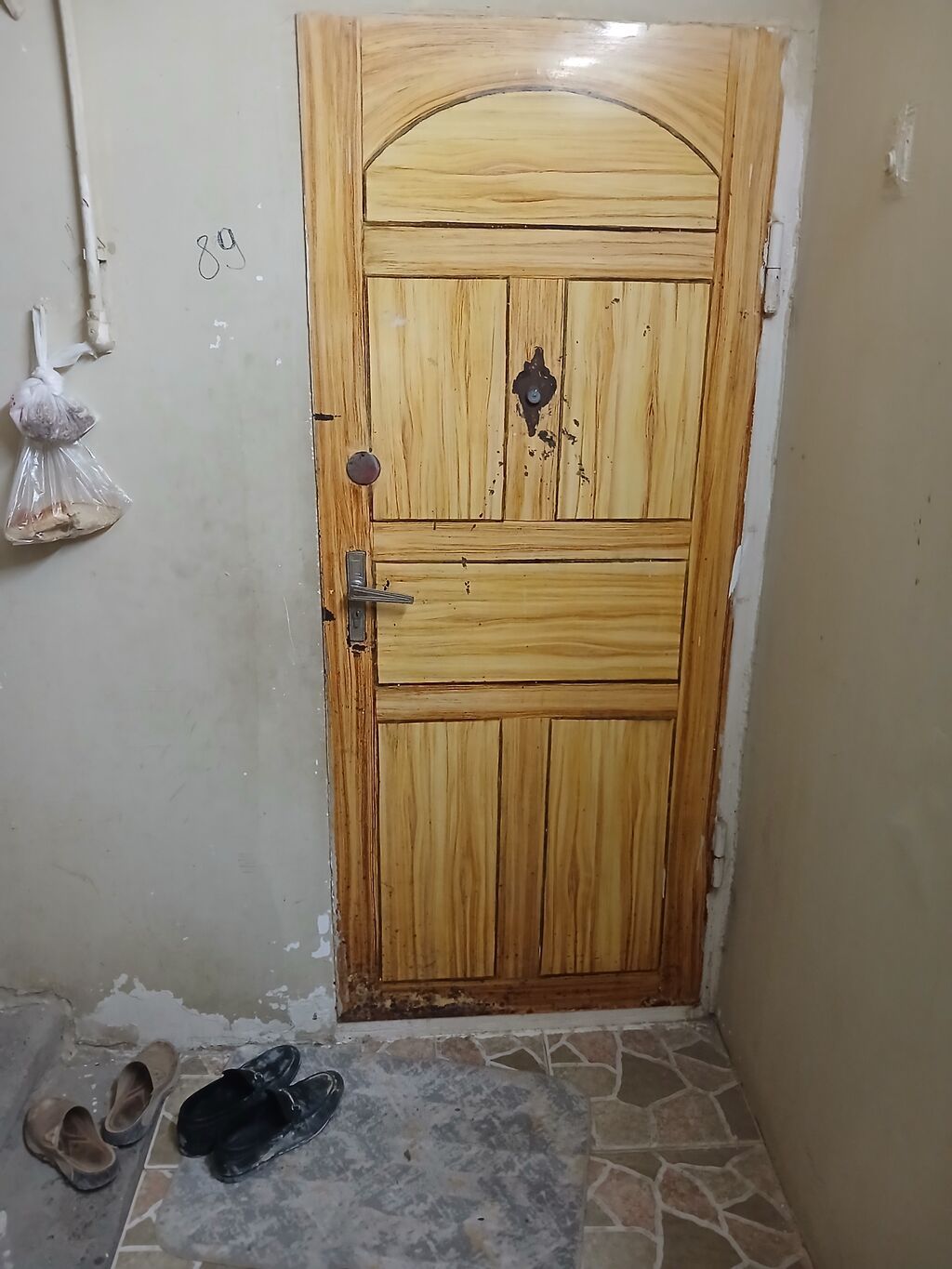 Dəmir qabı — Pəncərələr, qapılar, balkonlar, Bakı (9)
