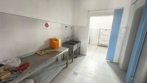 Satılır obyekt 730 m² — Bakı
