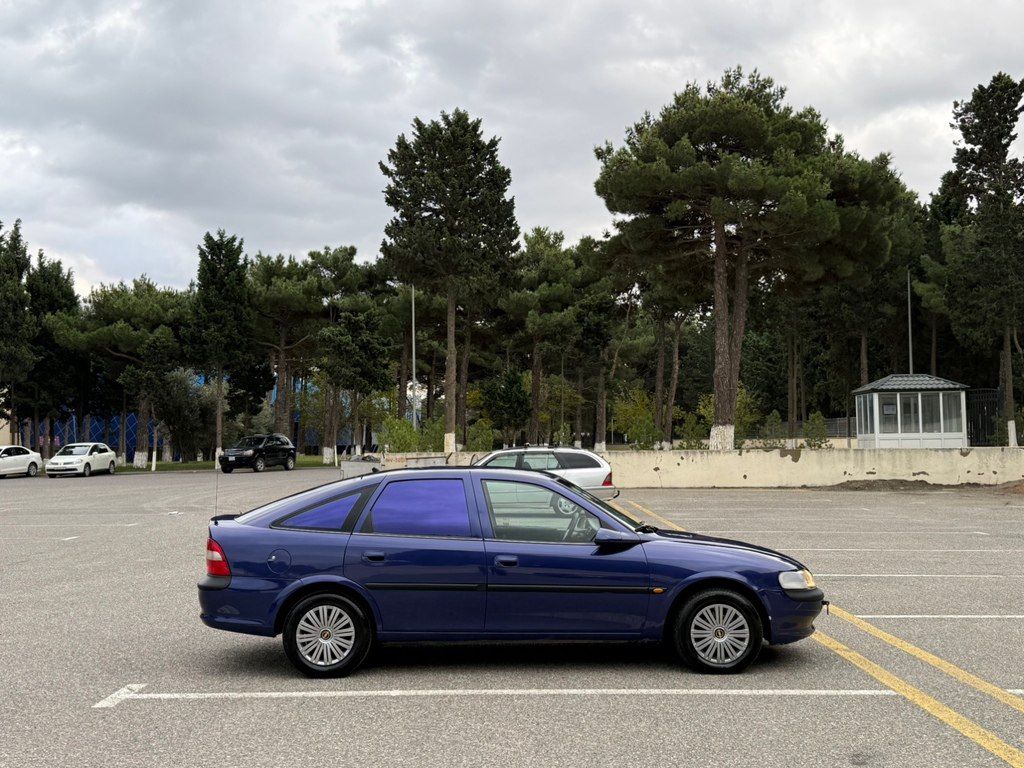 Opel Vectra, 1.8 L, 1997 il, 321 580 km — Avtomobillər, Sumqayıt (4)