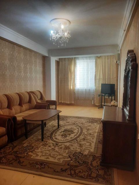 İcarəyə verilir 2 otaqlı yeni tikili 82 m² — Mənzil