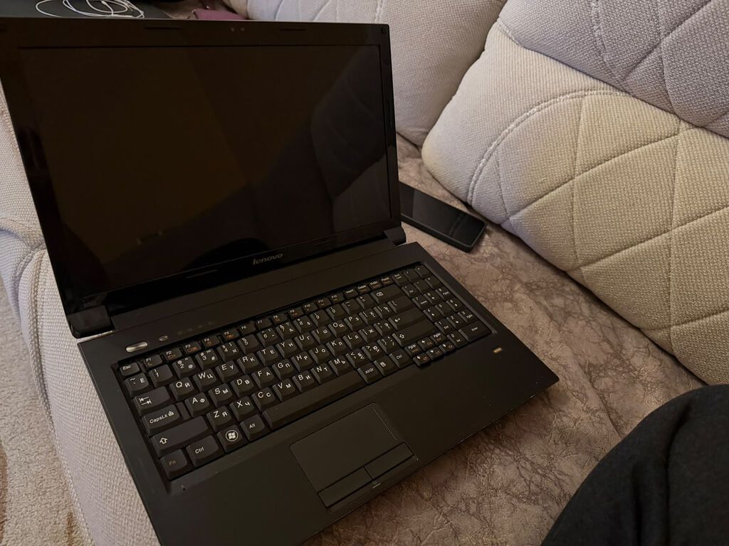 Noutbuk satilir. Coxdan istifade olunmayib, her detali ustundedi, hec — Lenovo, Bakı (2)