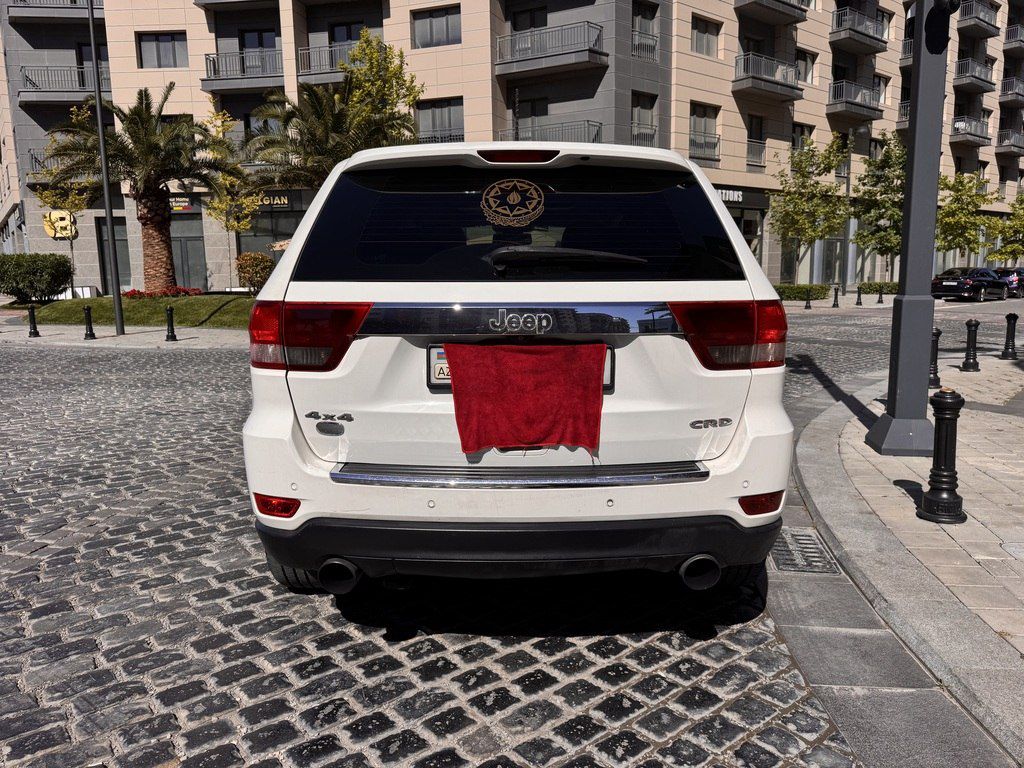 Jeep Grand Cherokee, 3.0 L, 2012 il, 250 000 km — Avtomobillər, Bakı (3)
