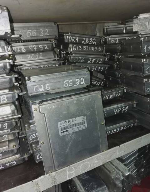 Ehtiyat hissələri və beyin Mercedes W202 W210 W211 — Bakı