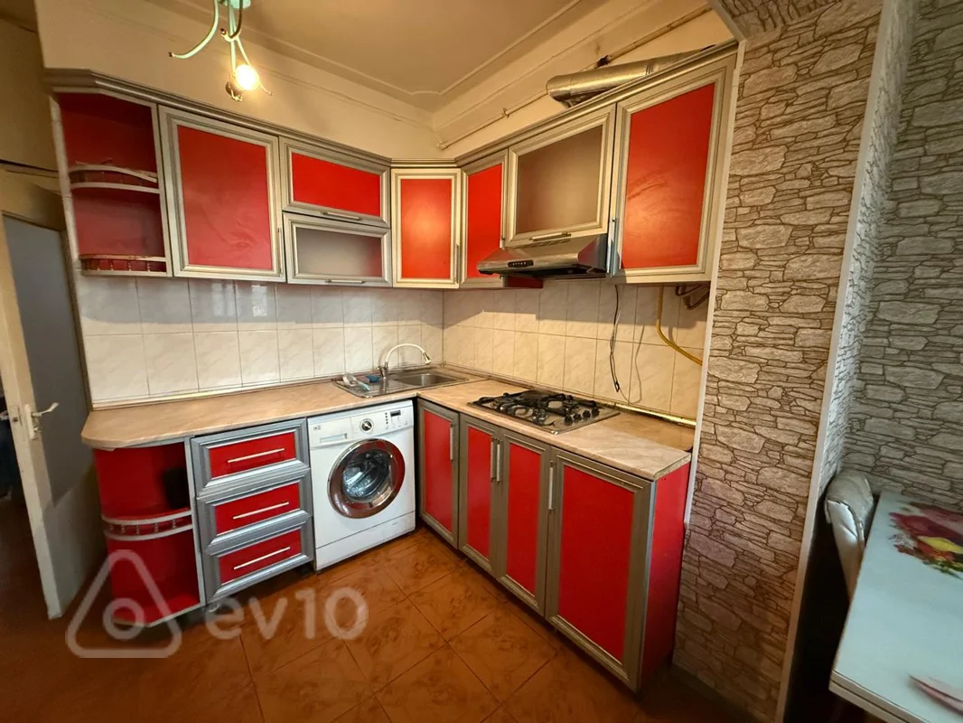 3 otaqlı mənzil, 80 m², Azadlıq metro — kirayə — Mənzil, Bakı (2)