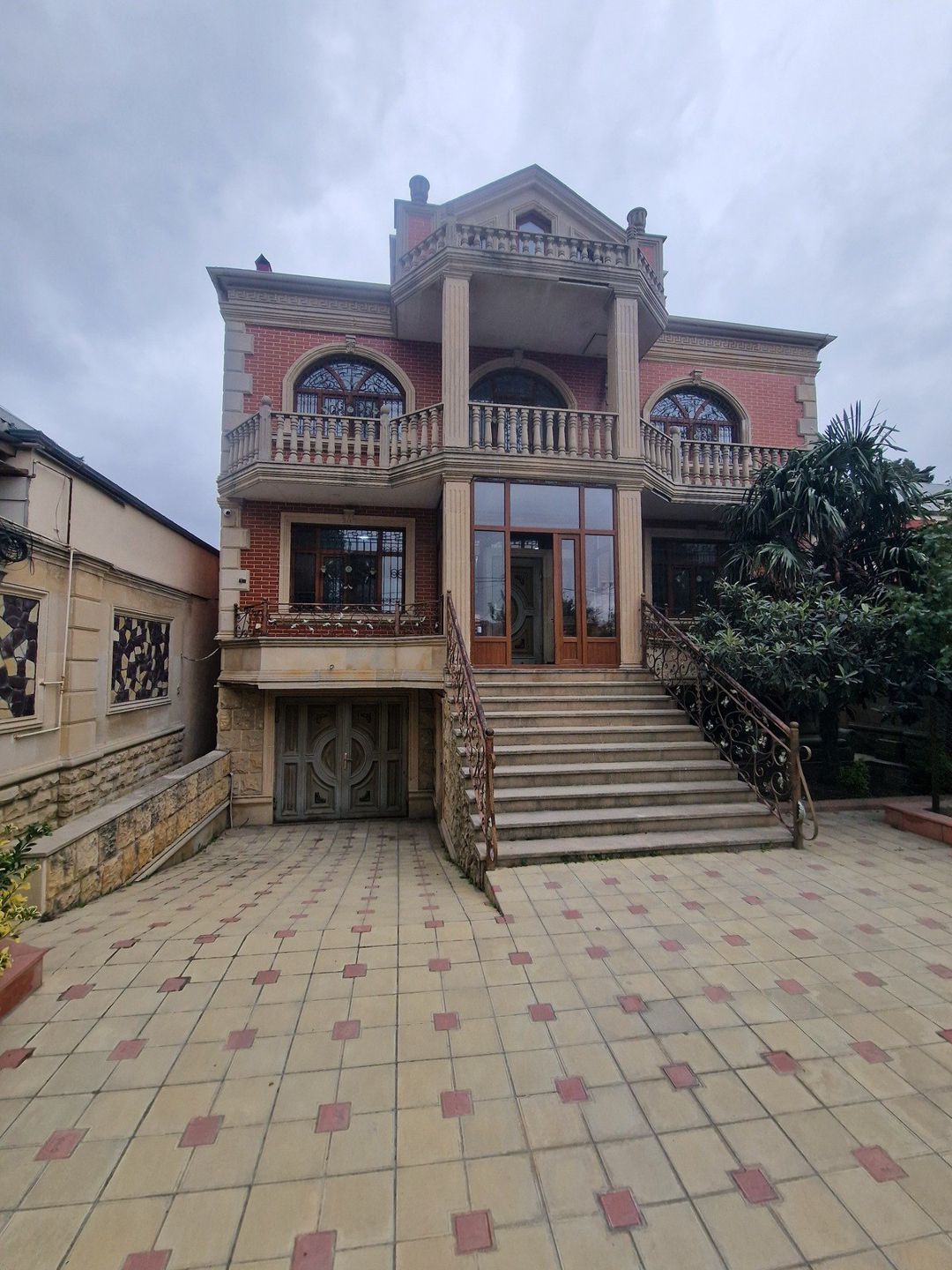 Satılır 6 otaqlı həyət evi/bağ evi 400 m² — Ev, villa, Bakı (2)