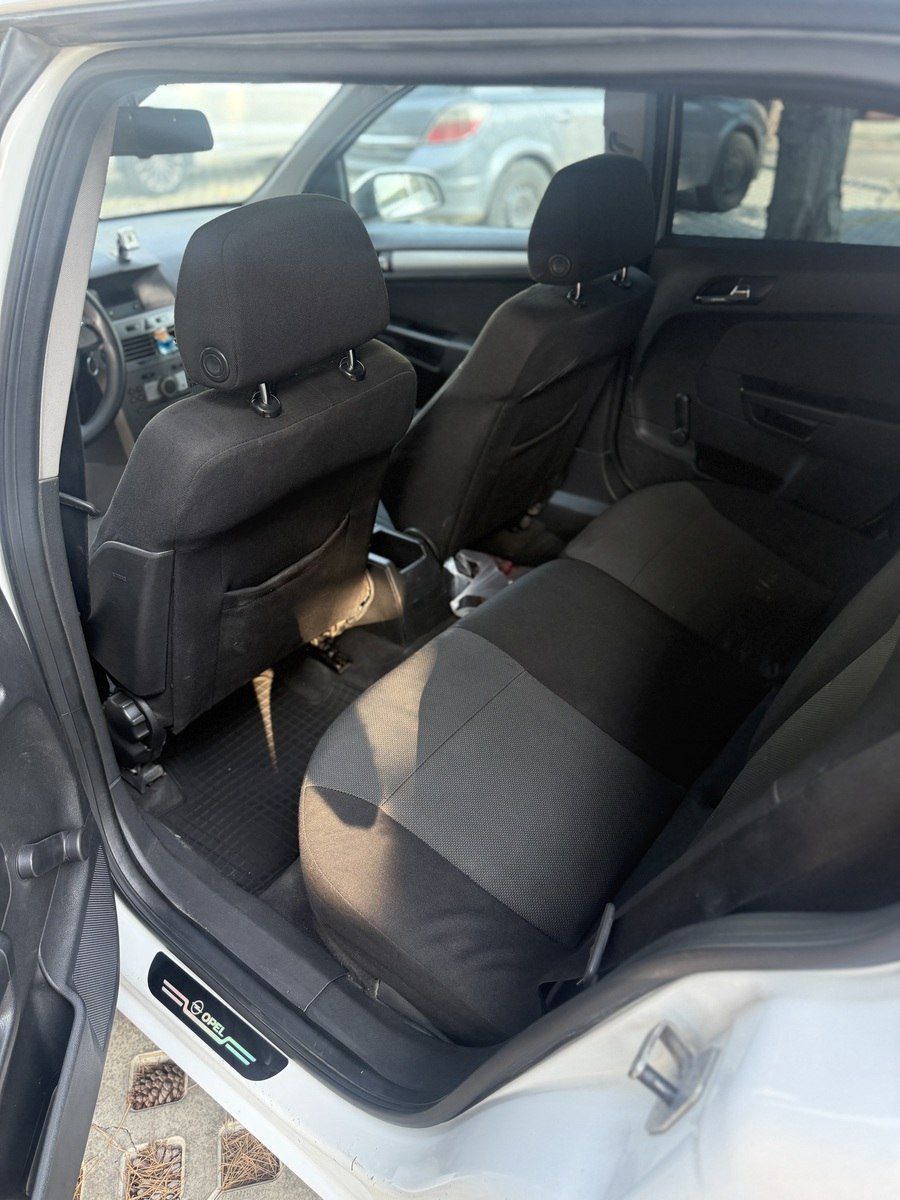 Opel Astra, 2006 il 77-DV-074 — Avtomobillər, Bakı (12)