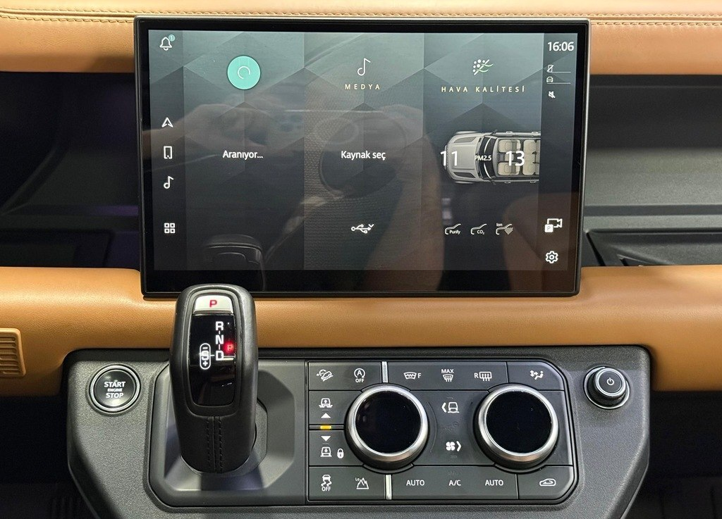 Land Rover Defender, 2023 il, 63300 km, 3 L — Avtomobillər, Bakı (9)