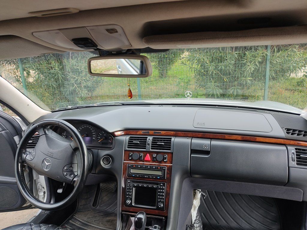 Mercedes E 320, 3.2 L, 2000 il, 303 000 km — Avtomobillər, Ağcabədi (9)