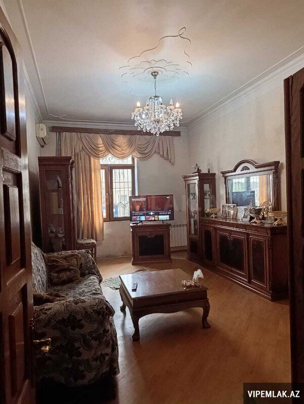 Binəqədi rayonunda 3 otaqlı Köhnə tikili Satılır, 99 m² — Mənzil, Bakı