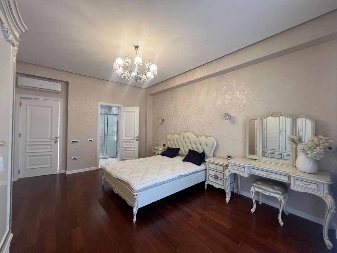 İcarəyə verilir 5 otaqlı yeni tikili 218 m² — Mənzil, Bakı (11)