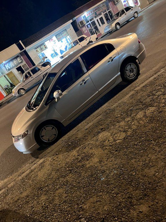 Honda Civic, 1.3 L, 0.9 kWh, 2008 il, 350 000 km 77-FA-209 — Avtomobillər, Mingəçevir (6)