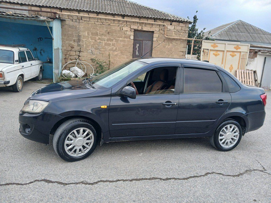Lada (VAZ) Granta, 1.6 L, 2013 il, 280 000 km 99-ML-552 — Avtomobillər, Bakı (5)