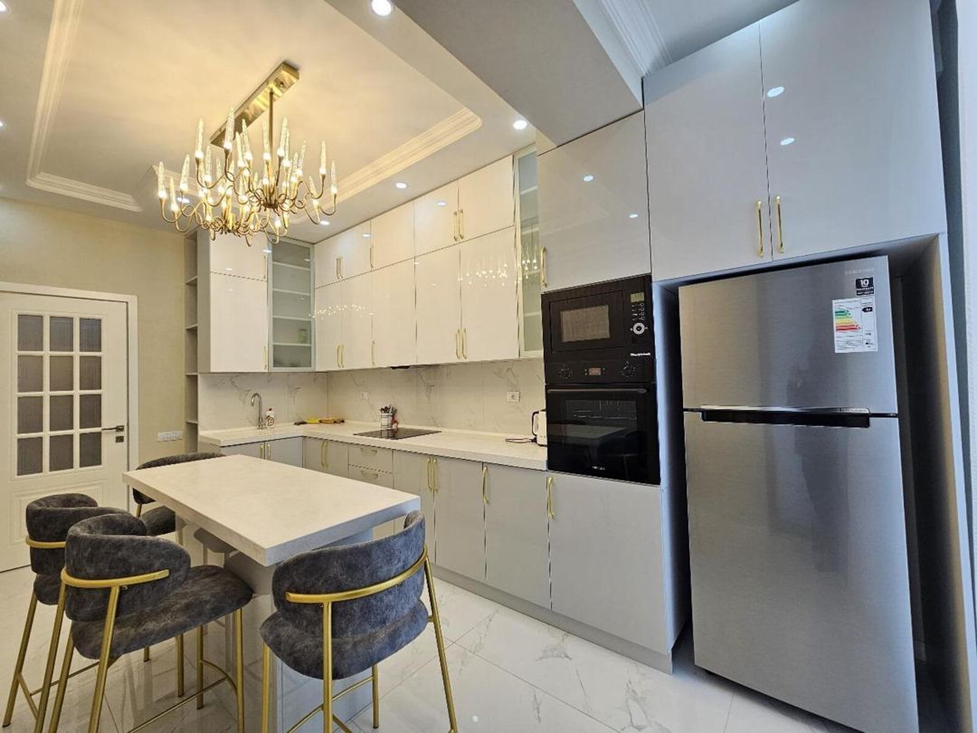 İcarəyə verilir 3 otaqlı yeni tikili 140 m² — Mənzil, Bakı (7)