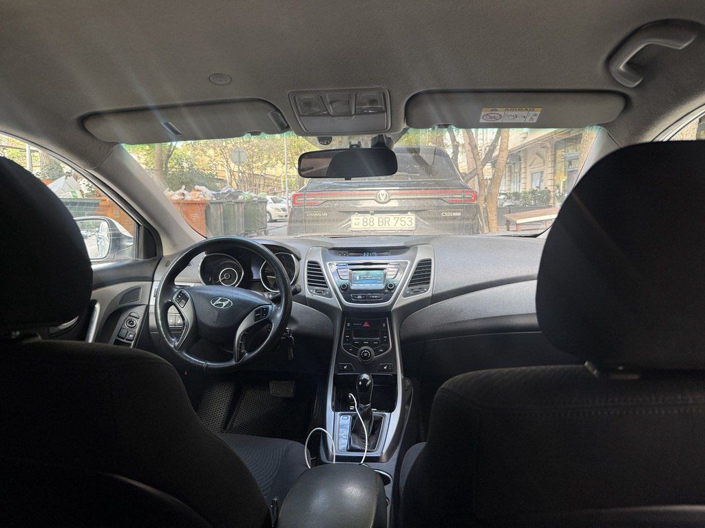 Hyundai Elantra, 1.8 L, 2013 il, 284 000 km 99-UR-487 — Avtomobillər, Bakı (2)