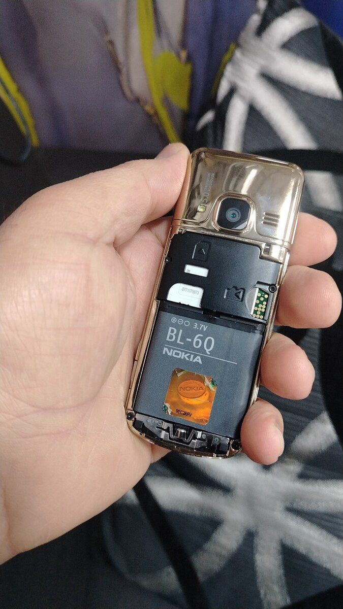 Nokia 6700 Gold — Smartfonlar, Bakı (8)