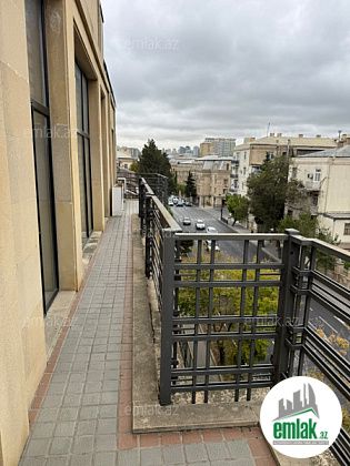 İcarəyə verilir 6 otaqlı 210 m² ofis 28 Mall — Ofis (10)
