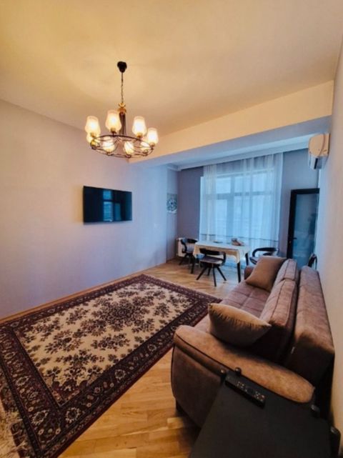 İcarəyə verilir 3 otaqlı yeni tikili 120 m² — Bakı