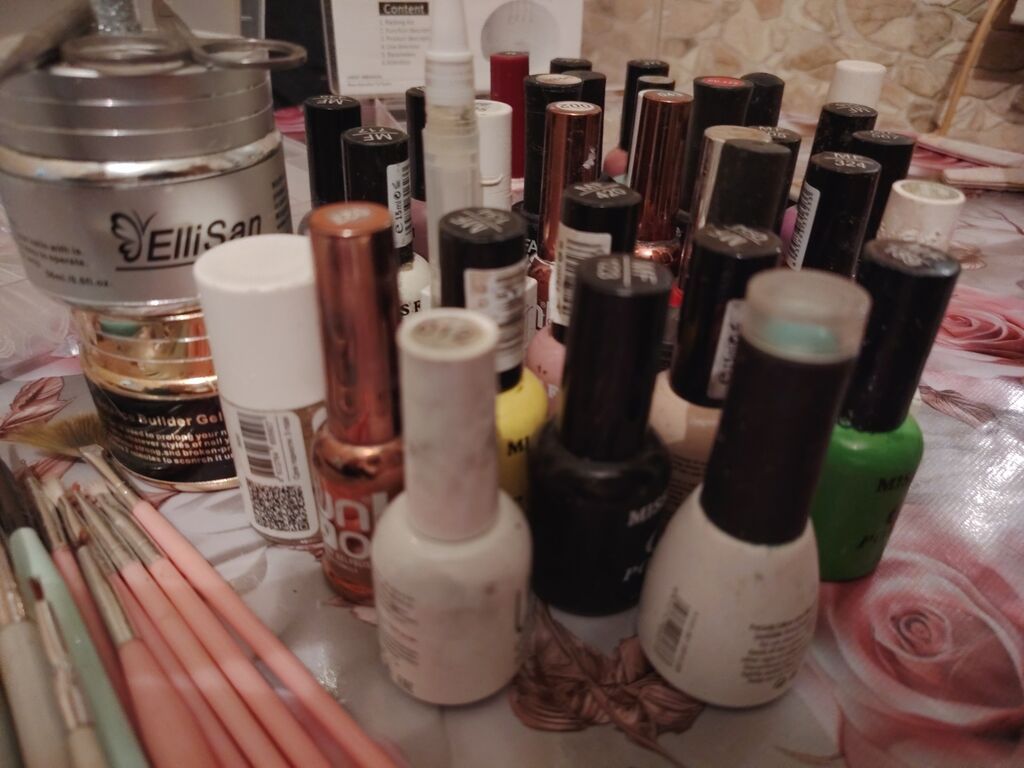 30 dene lak, 6 dene pilkalar, tipsiler, sellak dırnaglar, 2 dene gel — Dırnaq və ayak qayğısı, Xırdalan (4)