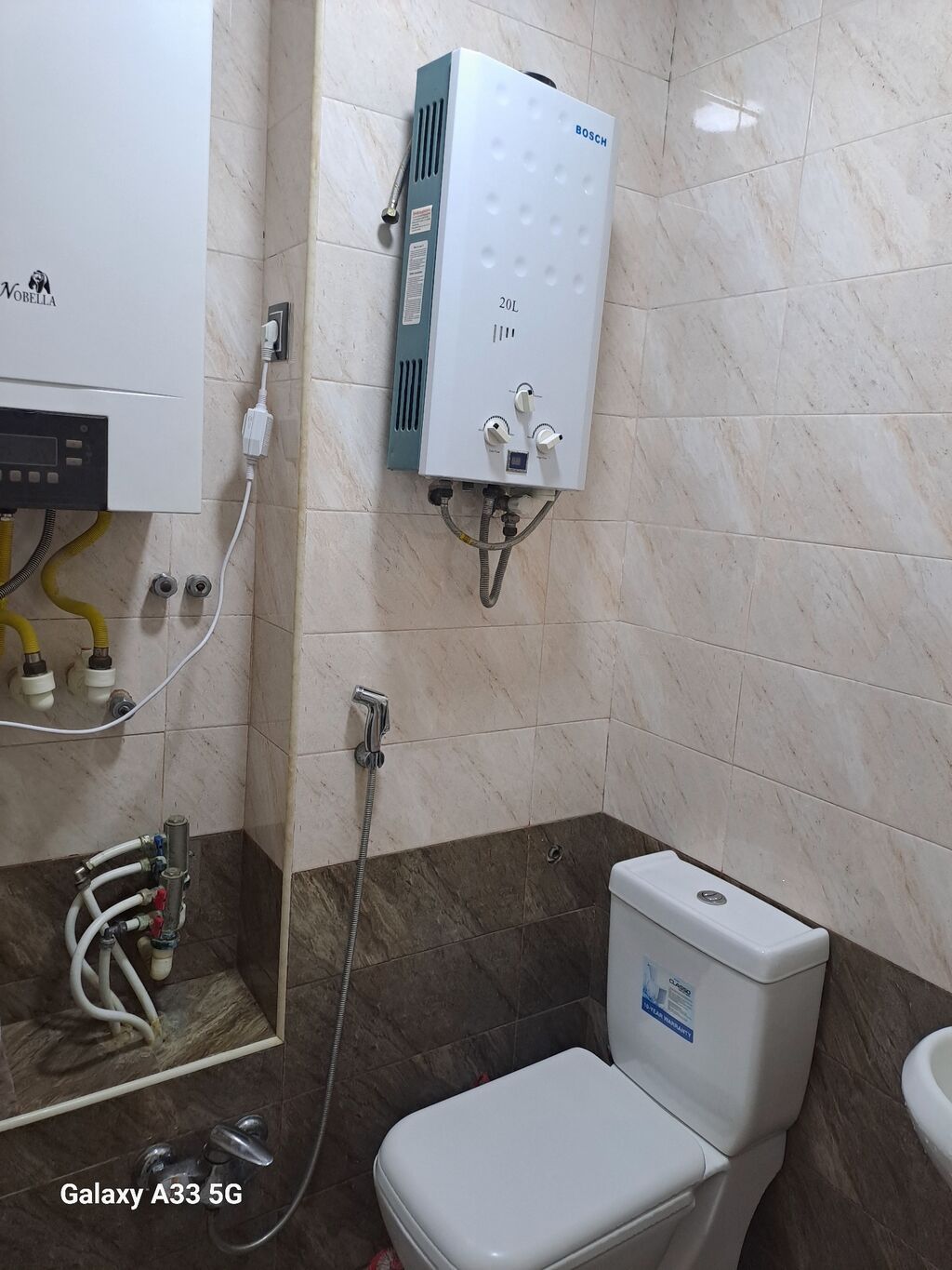 Mənzil Əhmədli metrosuna 5 dəqiqə məsafədə yerləşir.Xanım otaq yoldaşı — Ev, villa, Bakı (9)