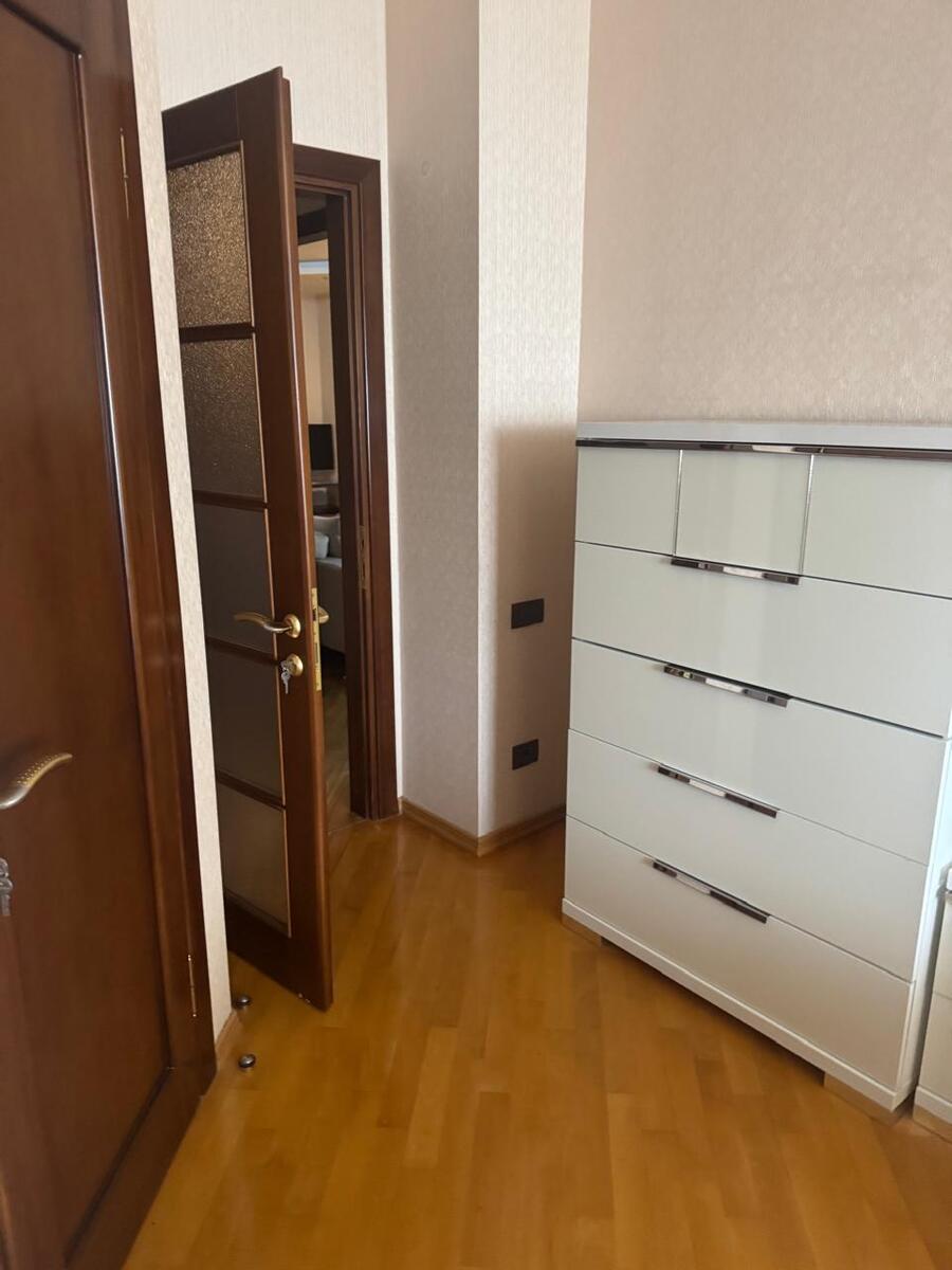 İcarəyə verilir 4 otaqlı yeni tikili 225 m² — Mənzil, Bakı (9)
