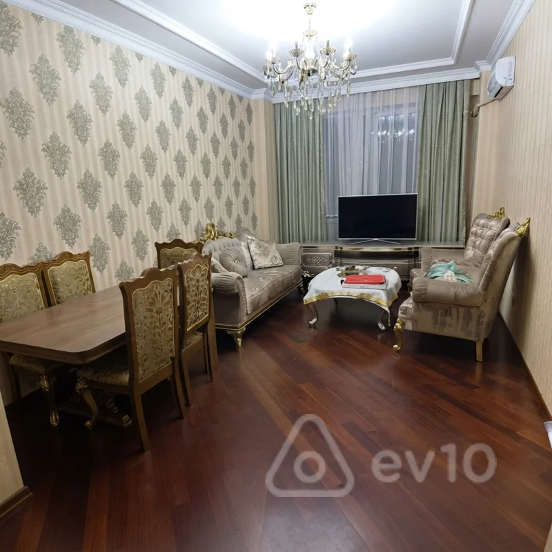 3 otaqlı mənzil, 120 m², Elşən Süleymanov küçəsi — kirayə — Bakı