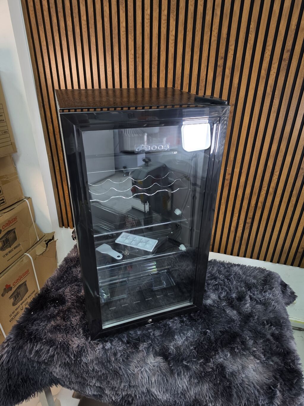 Yeni Mini Soyuducu Satılır, rəng - Qara, Dolab içi — Soyuducular, Bakı (5)