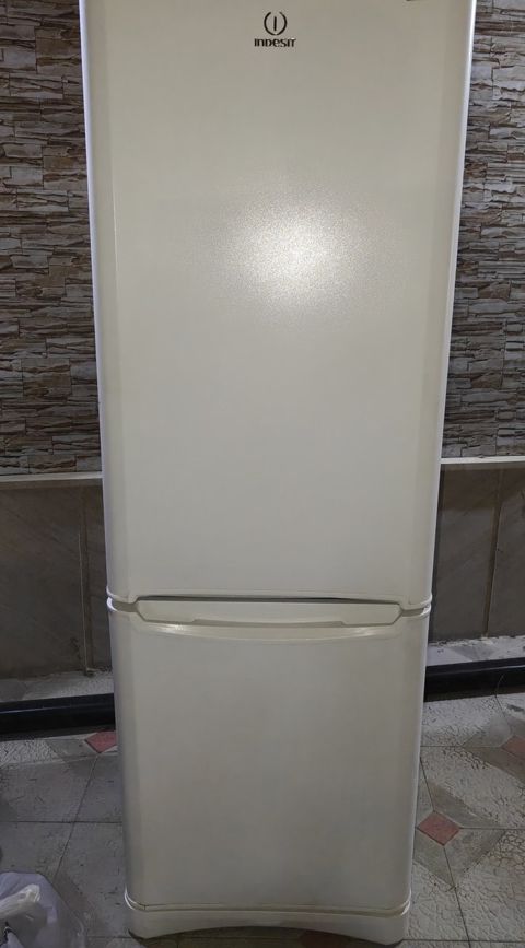 Soyuducu İndesit Nofrost — Bakı