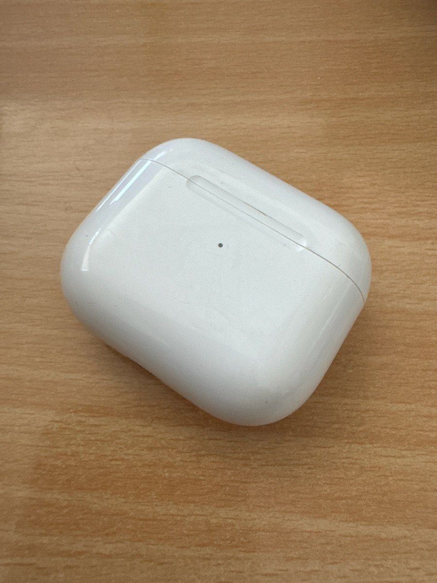 Apple Airpods 3 wireless charging case — Səs texnikası, Bakı