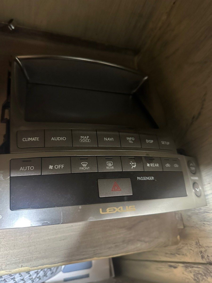 Lexus 570 monitoru — Ehtiyat hissələri və aksesuarlar, Bakı