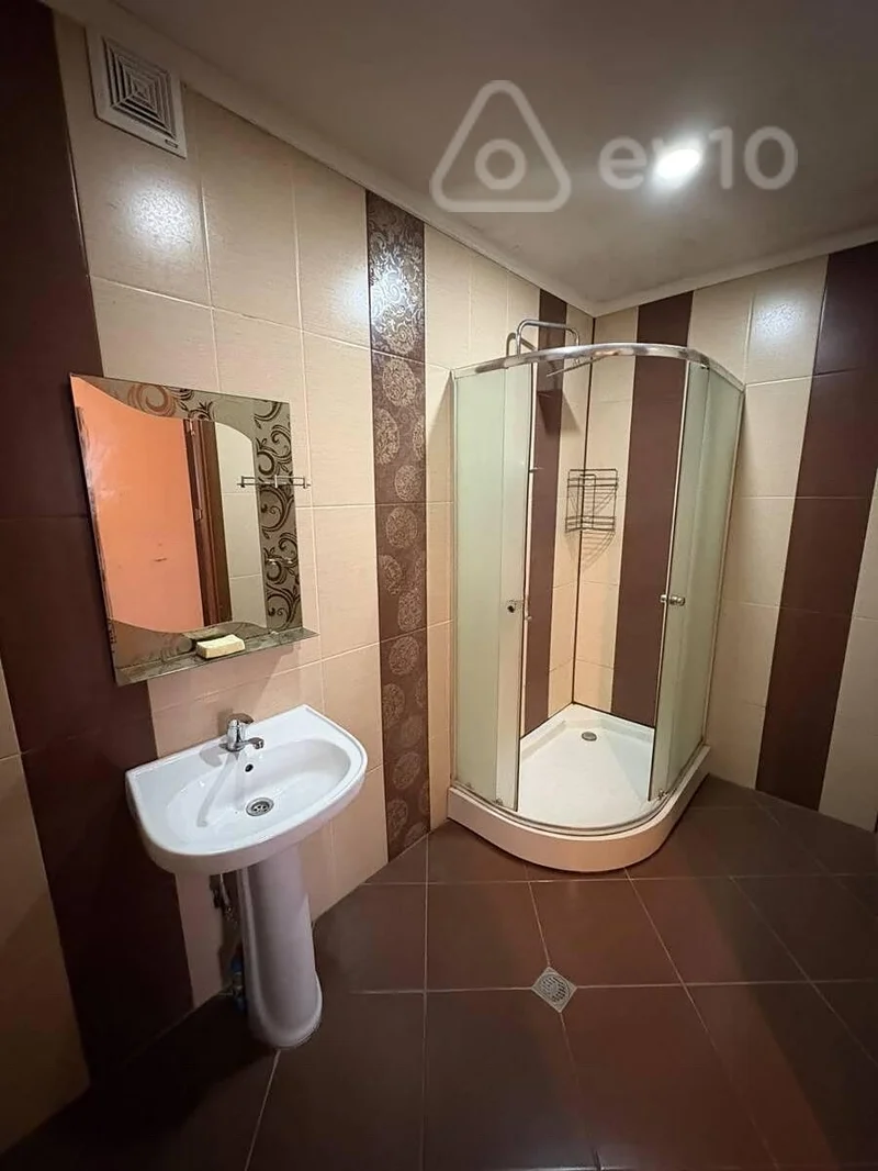 2 otaqlı mənzil, 106 m², Salatın Əsgərova — kirayə — Mənzil, Bakı (7)