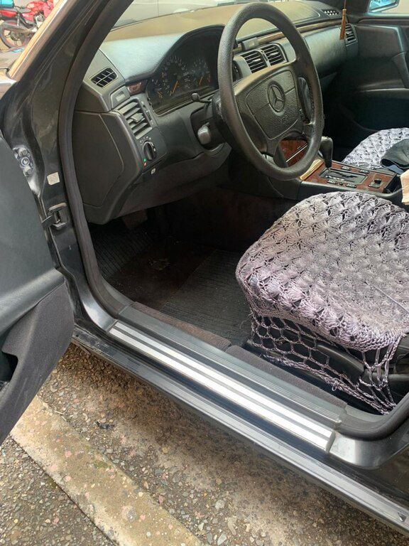 Mercedes E 230, 2.3 L, 1996 il, 300 000 km 10-UB-542 — Avtomobillər, Bakı (8)