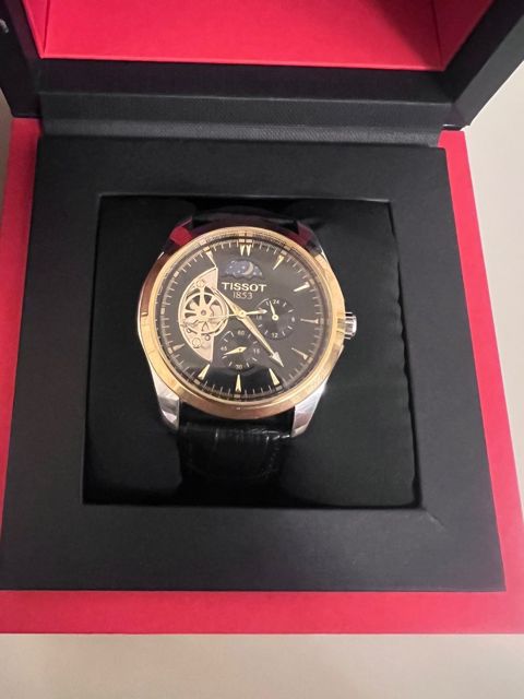 Tissot qol saatı — Şəki