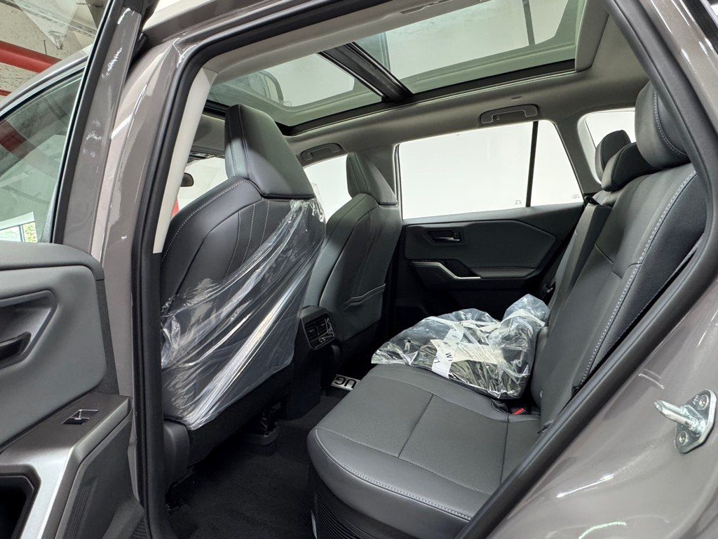 Toyota Wildlander, 2.0 L, 1.6 kWh, 2026 il, yeni — Avtomobillər, Bakı (10)